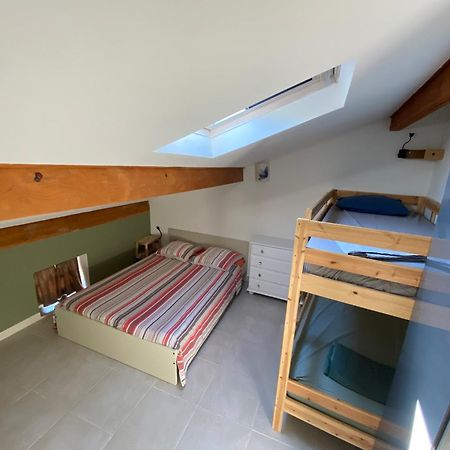Appartement Climatise Au Pied Du Mont Ventoux Malemort-du-Comtat エクステリア 写真