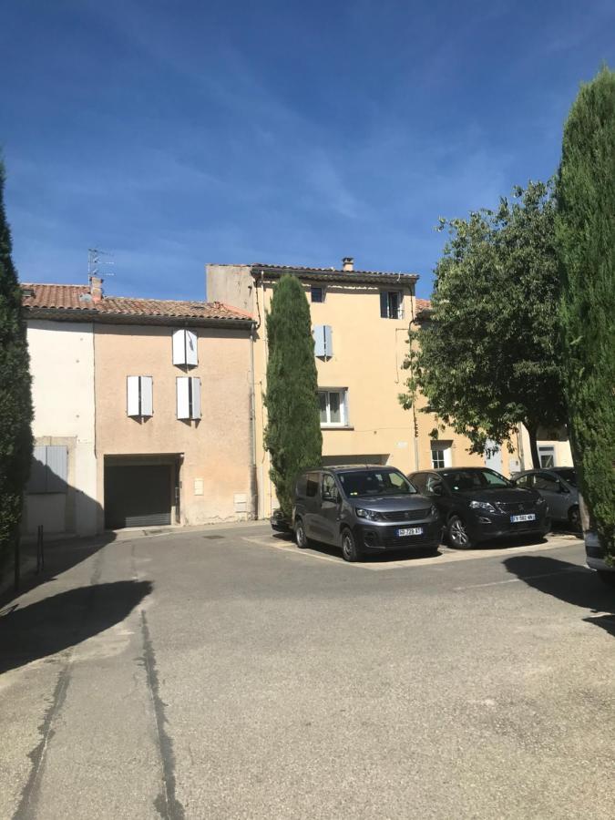 Appartement Climatise Au Pied Du Mont Ventoux Malemort-du-Comtat エクステリア 写真